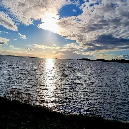 Direkt Am Hafen In Fehmarn-orth Orth